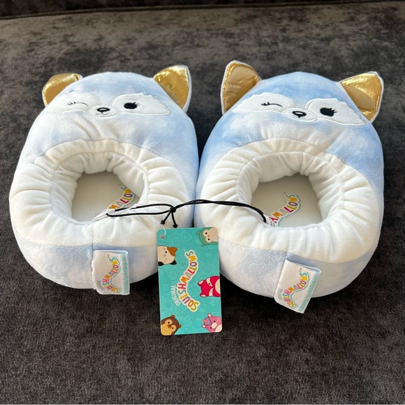 NWT Squishmallows Girls Plush Full-Body Step-In Slipper Size 4/5 - Picture 2 of 8
